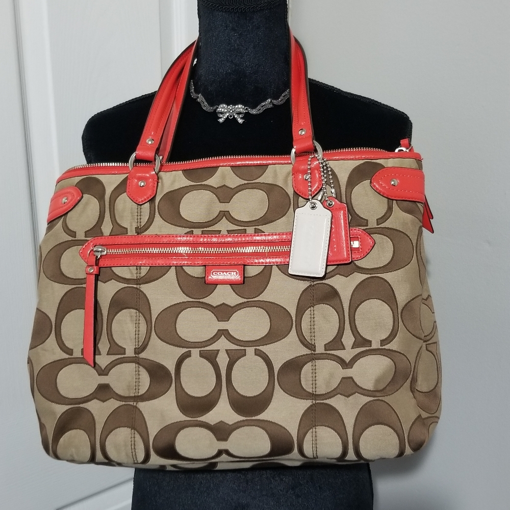 Coach Daisy Signature Tote